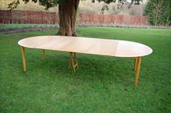 Soro Stole oak table2.jpg